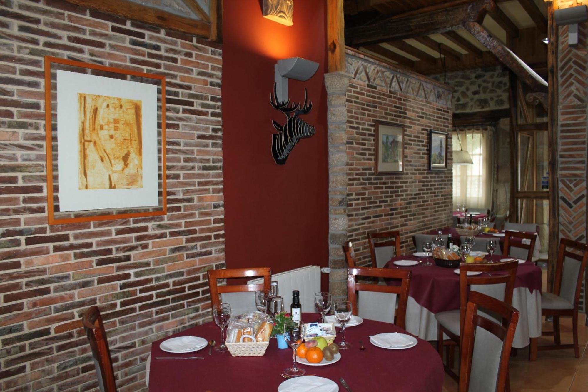 Hotel San Roque Reinosa Exteriér fotografie